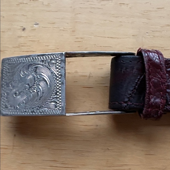 Alligator Belt Featuring a Sterling Silver Buckle w Engraved Scrollwork. VINTAGE main image 9
